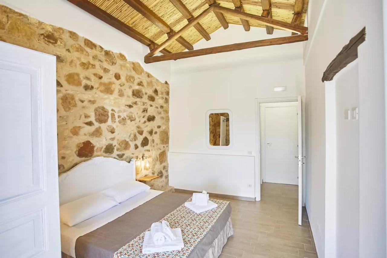 Casale Sammartano Apartments Ummari Exterior photo